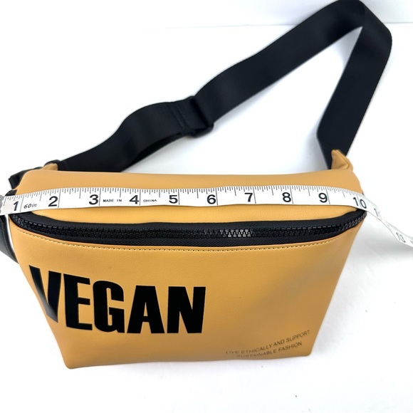 Expression NYC Park Avenue Vegan Yellow Mustard Belt Bag Brand New - Picture 9 of 12